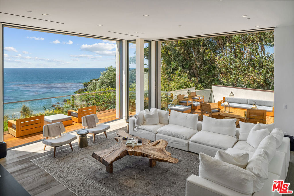 Properties 4 31824 Seafield Drive