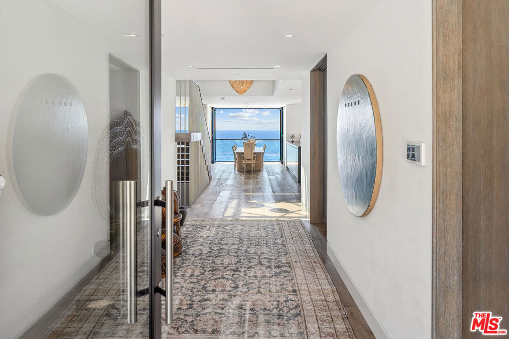 Properties 2 31824 Seafield Drive