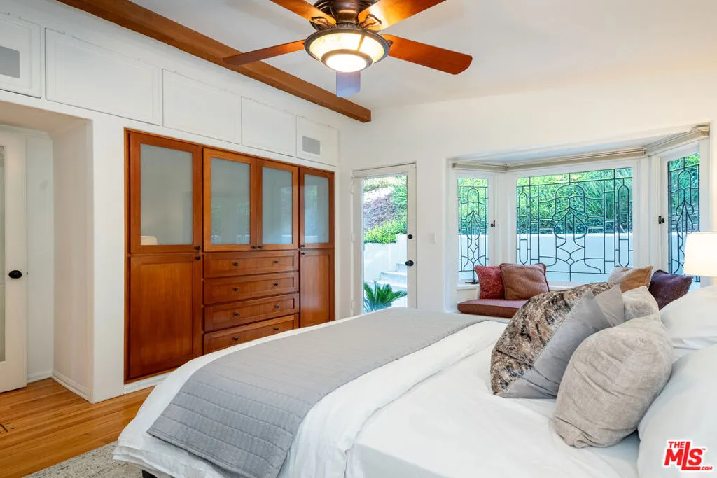 Studio City, California 91604, United States, 2 Bedrooms Bedrooms, ,1 BathroomBathrooms,Residential,Pending,105687