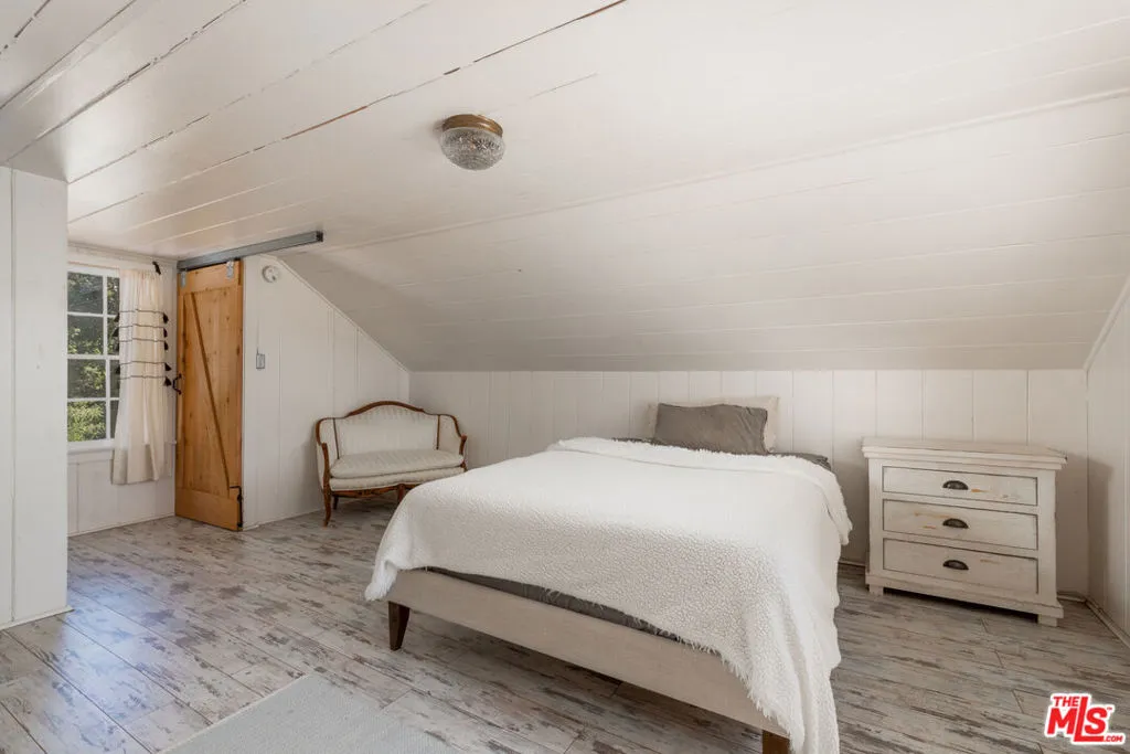 Solvang, California 93463, United States, 3 Bedrooms Bedrooms, ,2 BathroomsBathrooms,Residential,Pending,82173