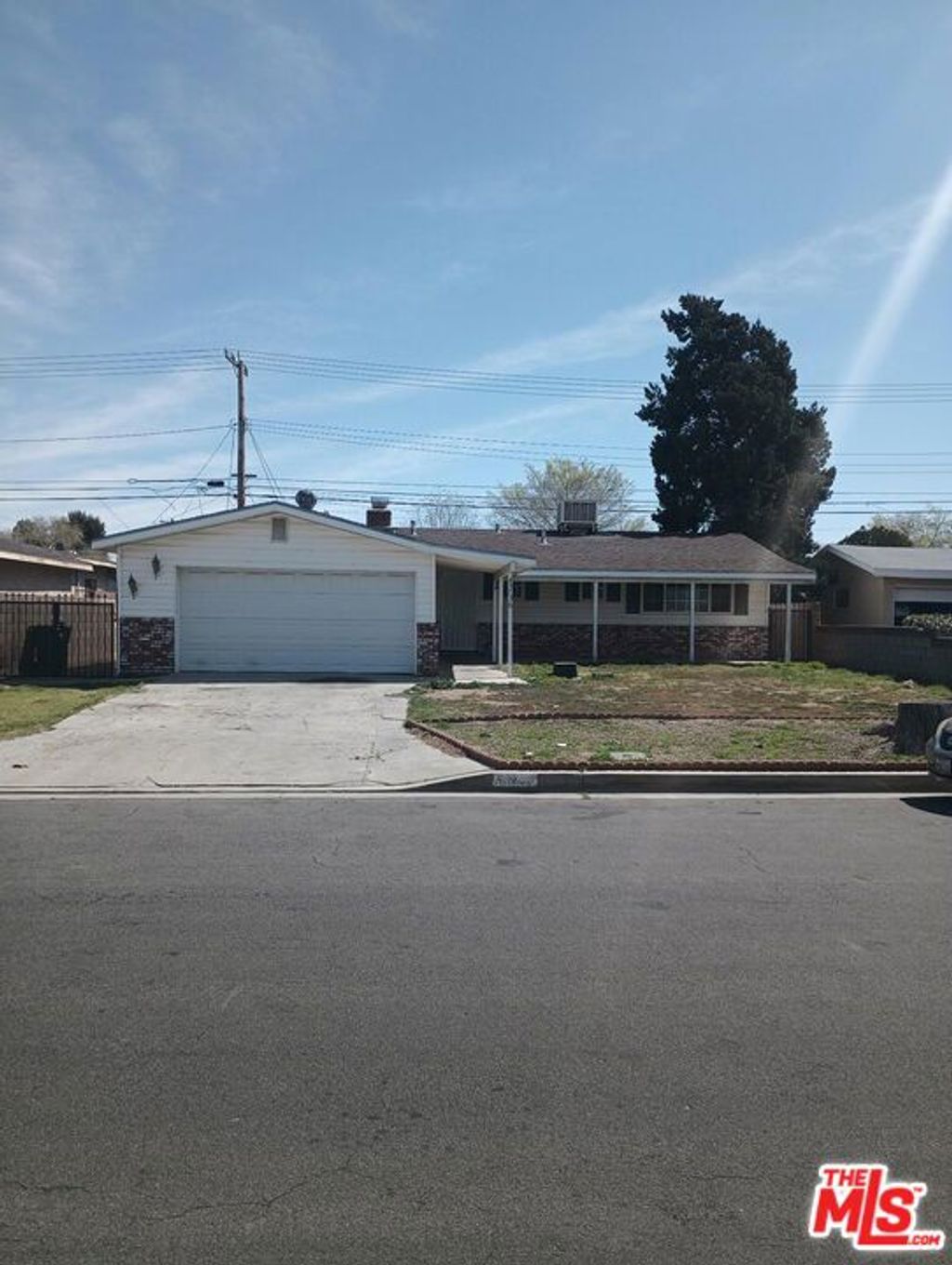 listing image 0