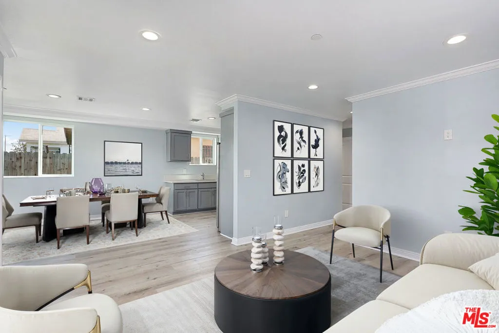 Los Angeles, California 90011, United States, 10 Bedrooms Bedrooms, ,6 BathroomsBathrooms,Residential,Active,101392