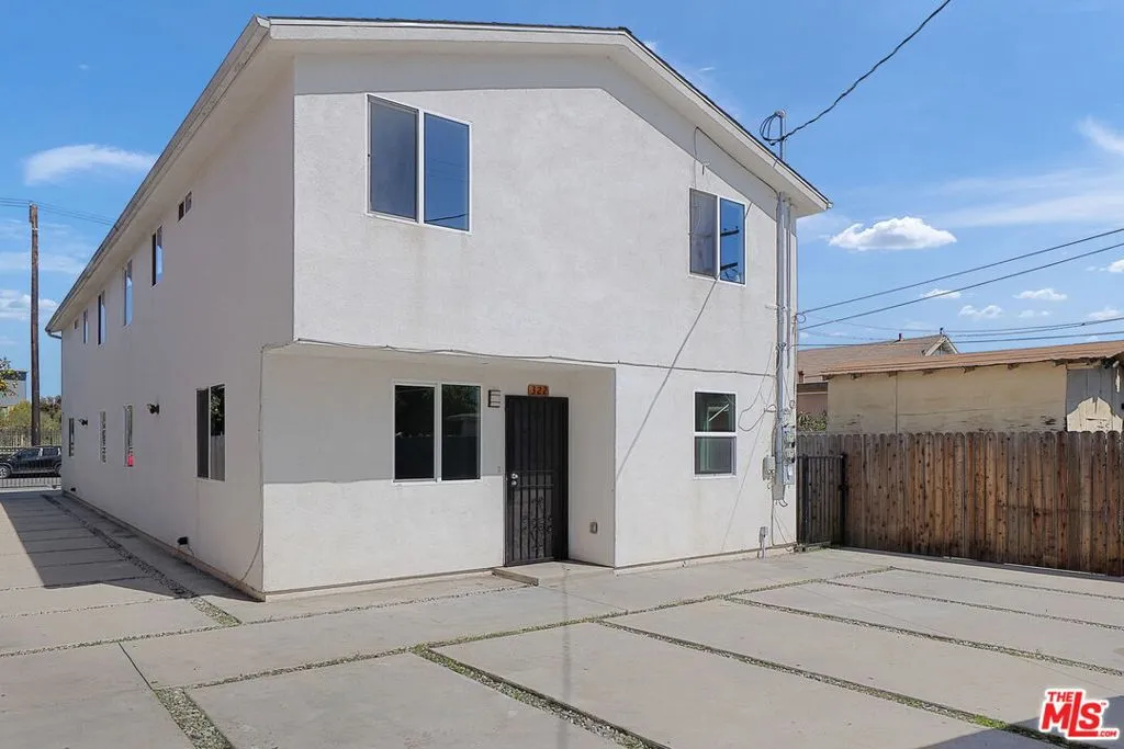 Los Angeles, California 90011, United States, 10 Bedrooms Bedrooms, ,6 BathroomsBathrooms,Residential,Active,101392