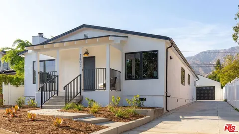 MLS: 25529369