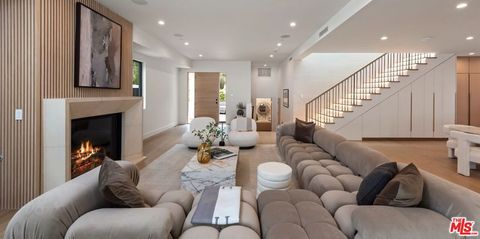 A home in Studio City