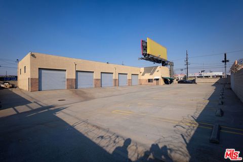 13330 Sherman Way North Hollywood CA 91605