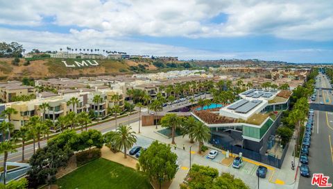 A home in Playa Vista