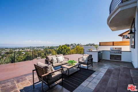 A home in Woodland Hills