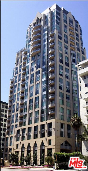 Properties 1 10727 Wilshire Boulevard 2002