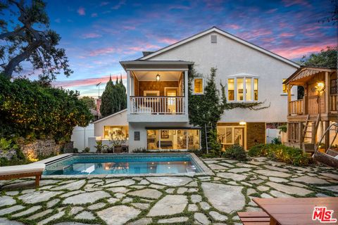 Single Family Residence in Los Angeles CA 5407 Marburn Avenue.jpg