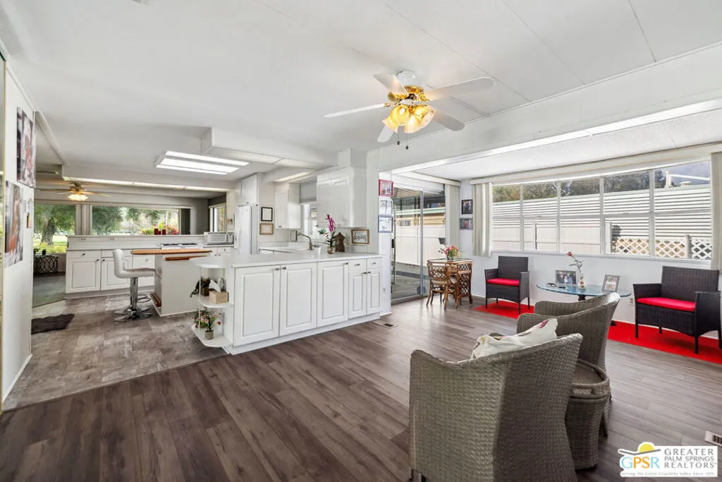 Cathedral City, California 92234, United States, 2 Bedrooms Bedrooms, ,2 BathroomsBathrooms,Residential,Active,22995