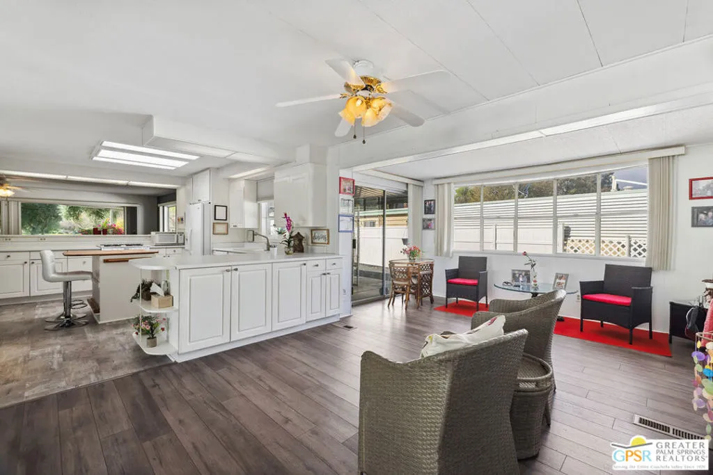 Cathedral City, California 92234, United States, 2 Bedrooms Bedrooms, ,2 BathroomsBathrooms,Residential,Active,22995