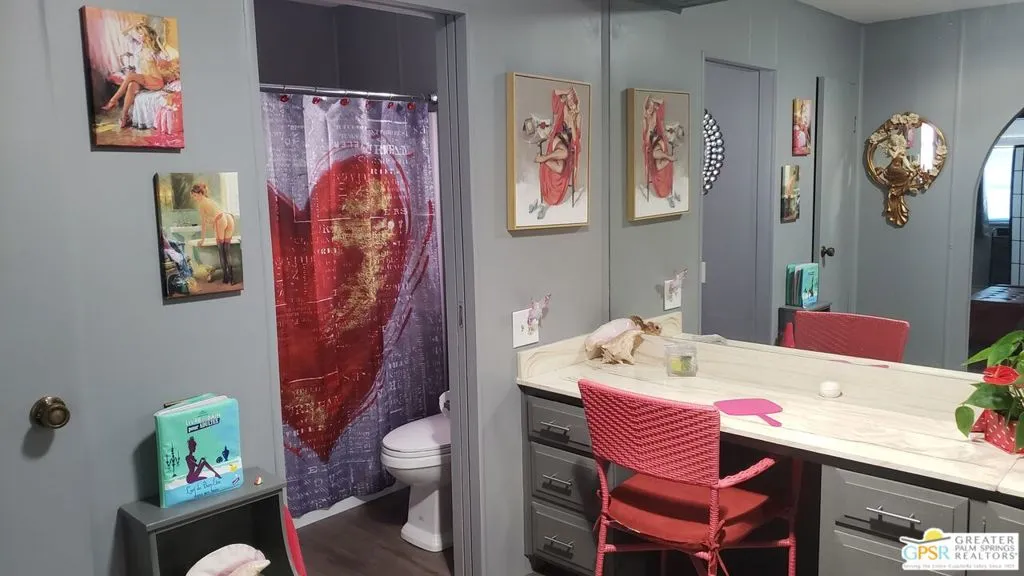 Cathedral City, California 92234, United States, 2 Bedrooms Bedrooms, ,2 BathroomsBathrooms,Residential,Active,22995