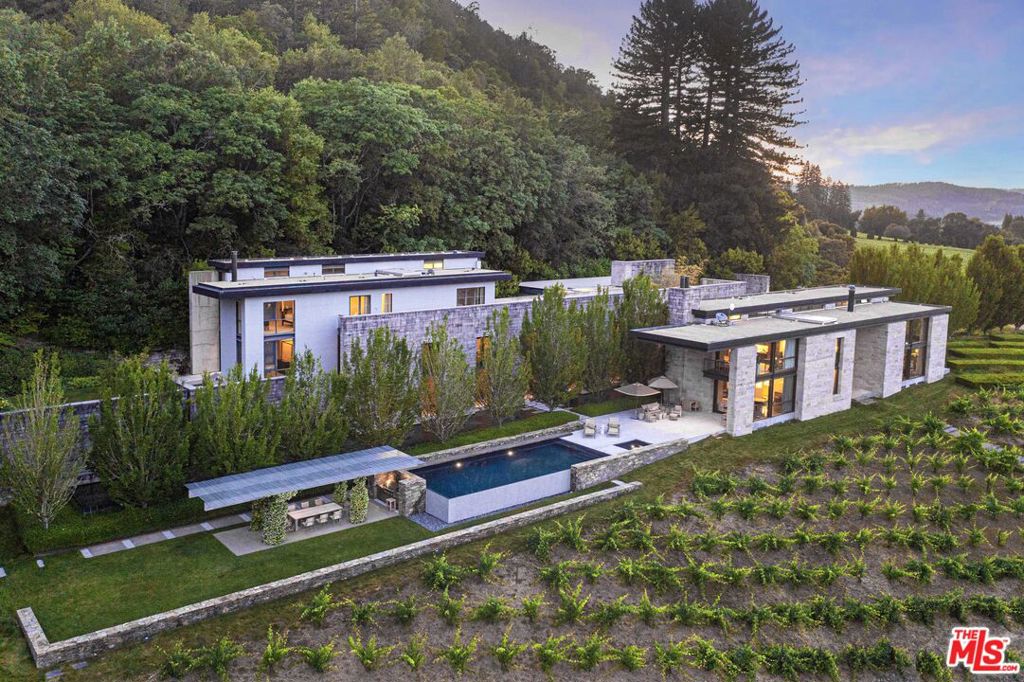 Properties 4 7596 Sonoma Mountain Road
