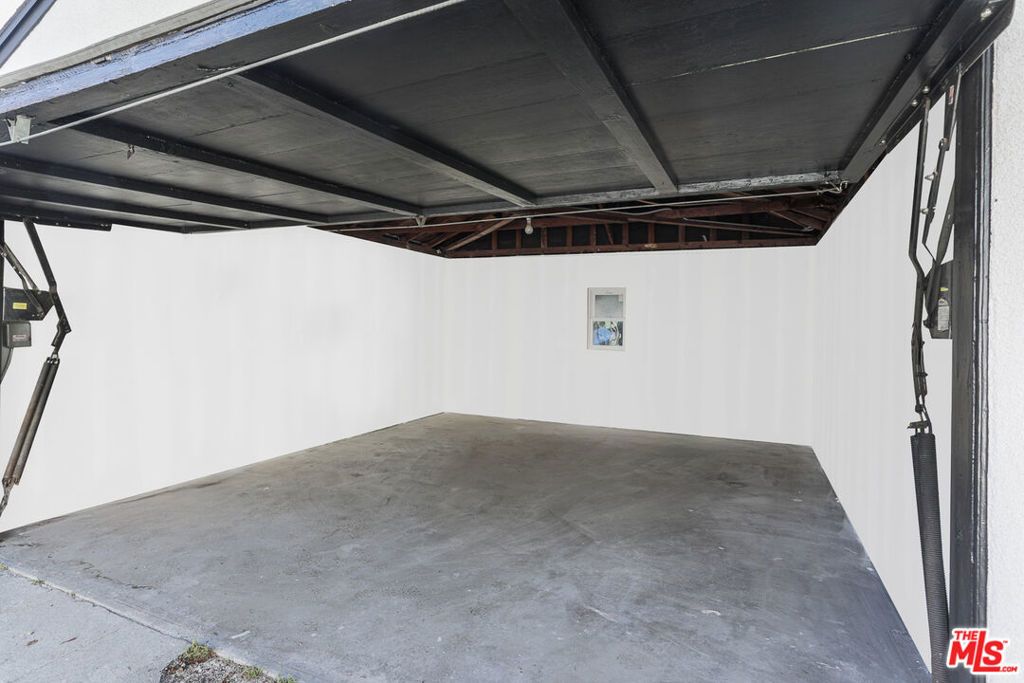 listing image 30