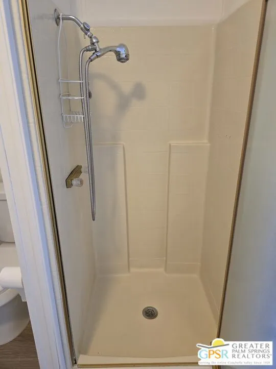 Desert Hot Springs, California 92240, United States, 3 Bedrooms Bedrooms, ,2 BathroomsBathrooms,Residential,Pending,127738