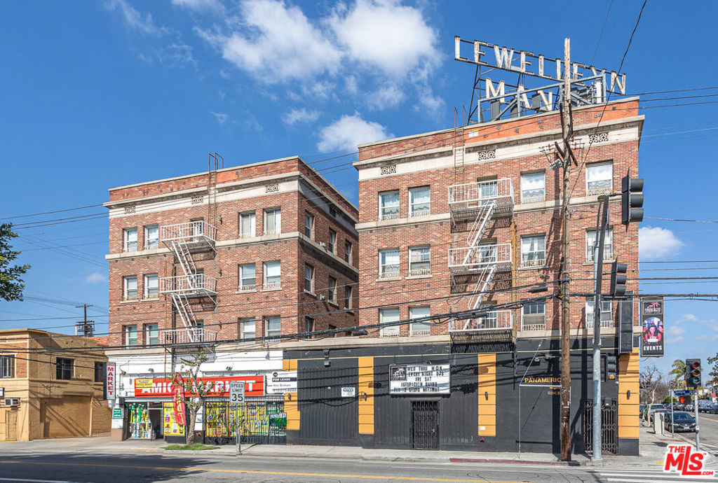 Properties 3 301 N Rampart Boulevard