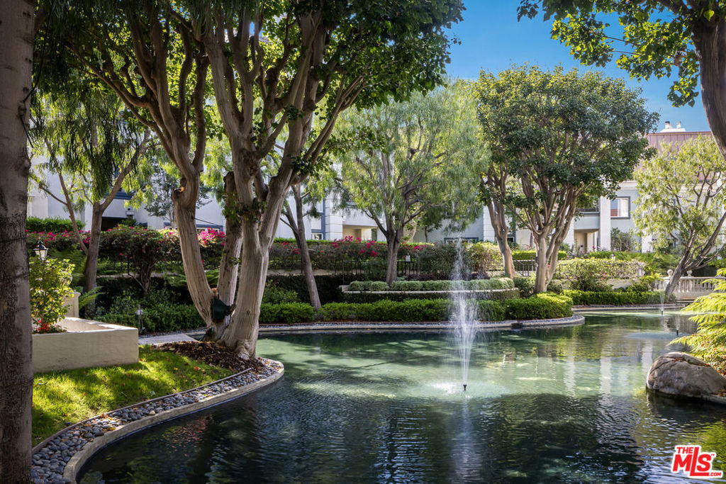 Los Angeles, California 90067, United States, 3 Bedrooms Bedrooms, ,3 BathroomsBathrooms,Residential,Active,50730