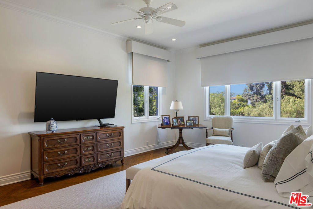 Los Angeles, California 90067, United States, 3 Bedrooms Bedrooms, ,3 BathroomsBathrooms,Residential,Active,50730