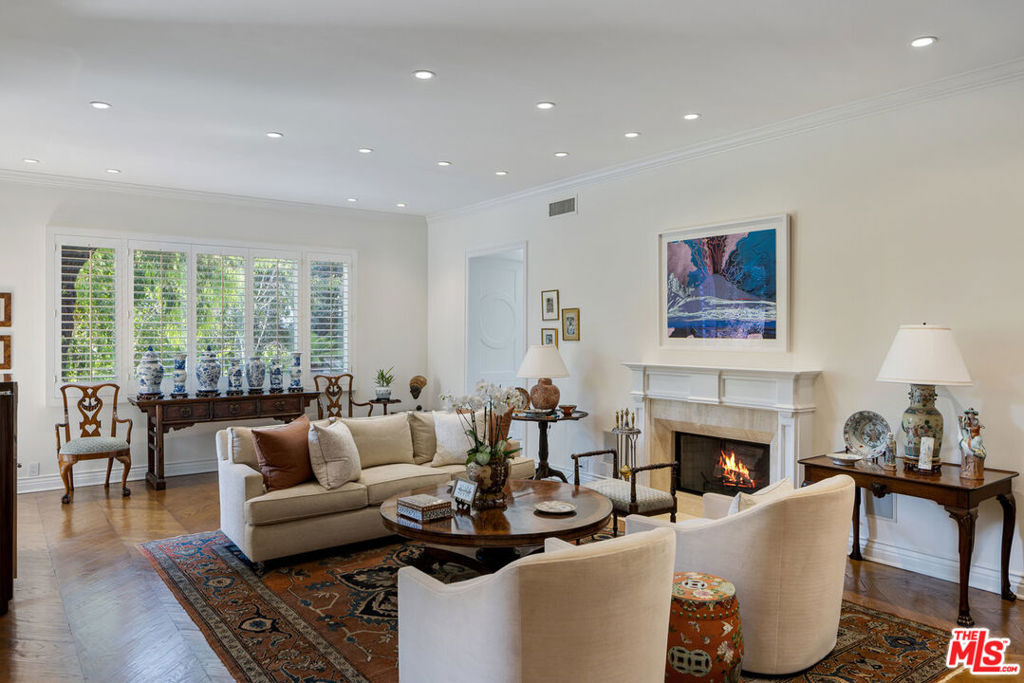 Los Angeles, California 90067, United States, 3 Bedrooms Bedrooms, ,3 BathroomsBathrooms,Residential,Active,50730