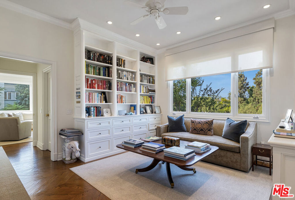 Los Angeles, California 90067, United States, 3 Bedrooms Bedrooms, ,3 BathroomsBathrooms,Residential,Active,50730