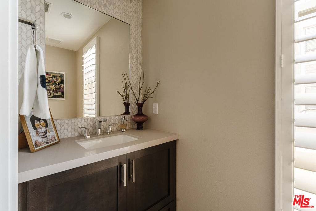 Properties 4 12765 Bluff Creek Drive 1