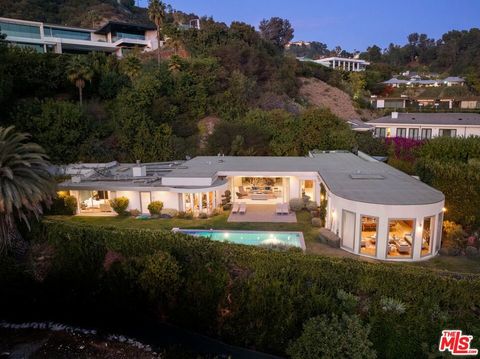 1083 N Hillcrest Road Beverly Hills CA 90210