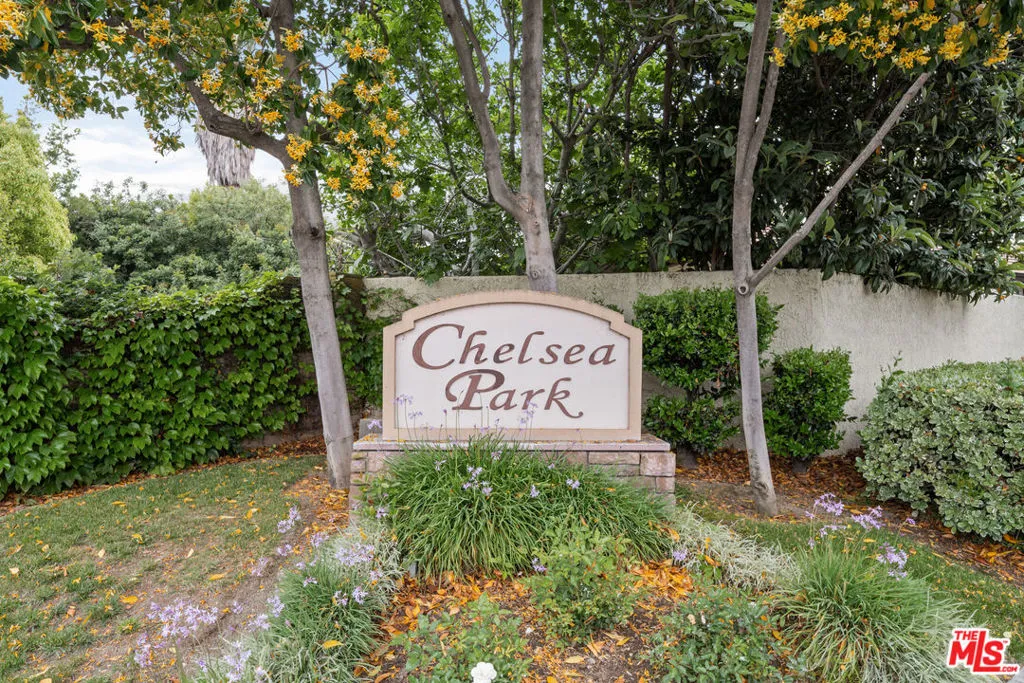 Upland, California 91784, United States, 3 Bedrooms Bedrooms, ,3 BathroomsBathrooms,Residential,Pending,54723