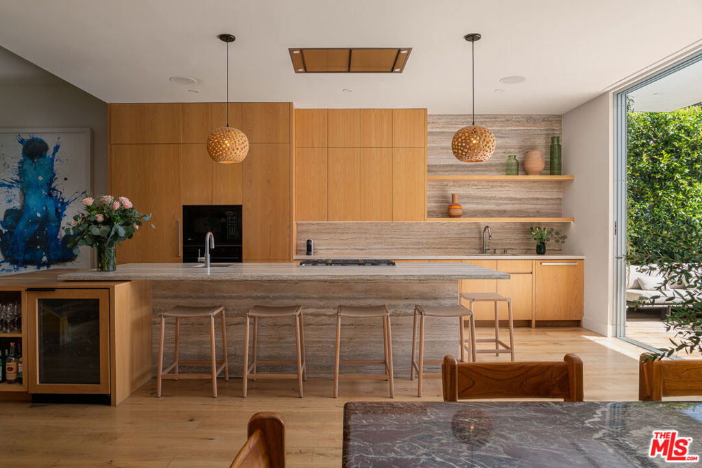 8756 Ashcroft Avenue