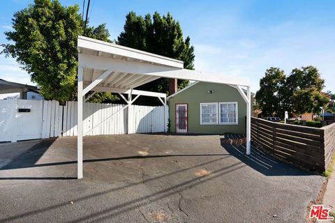 A home in North Hollywood