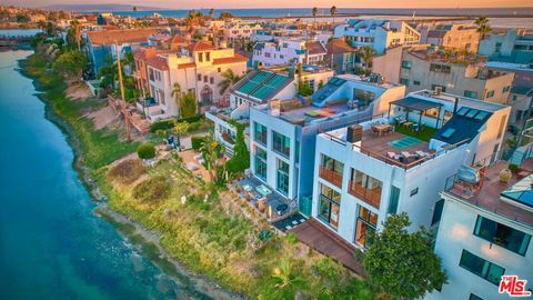 A home in Marina Del Rey