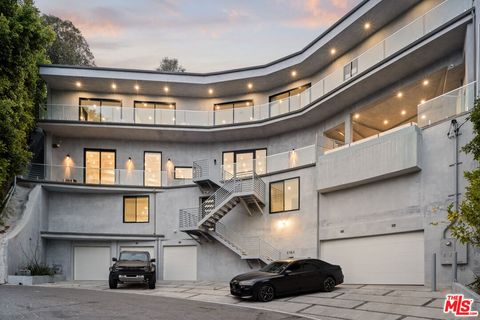 6181 Temple Hill Drive Los Angeles CA 90068