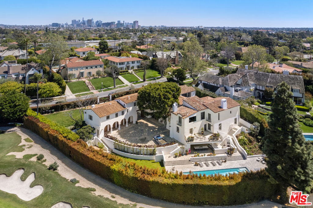Properties 2 211 S Muirfield Road