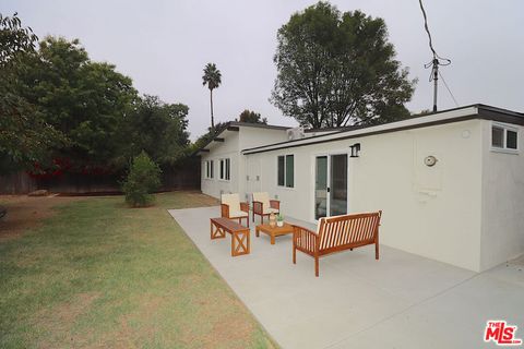 A home in Reseda