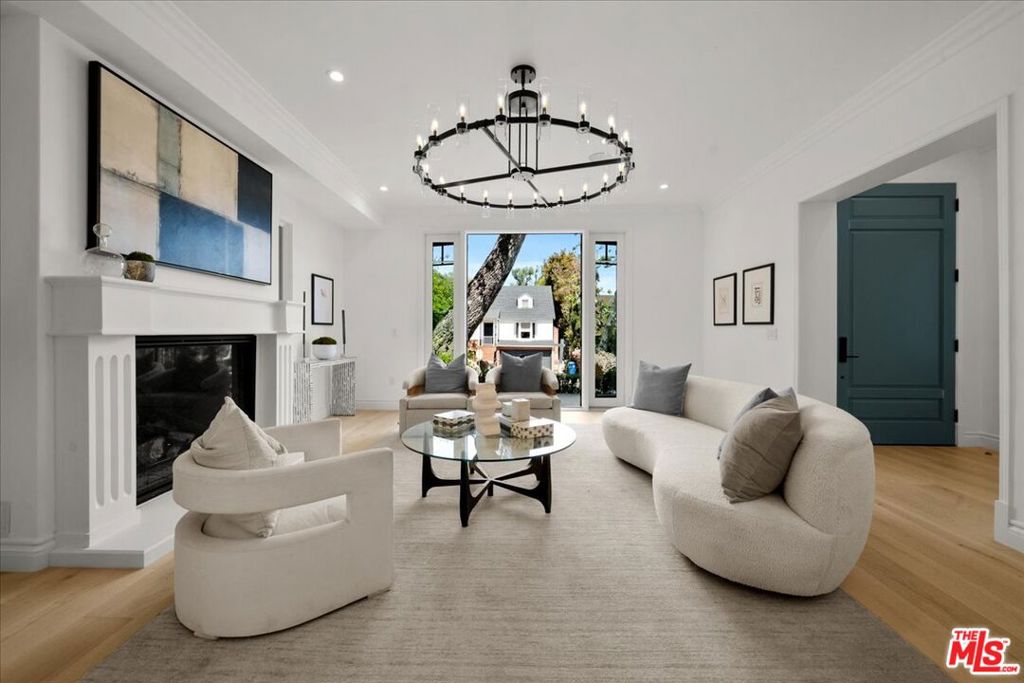 Properties 2 9820 Kincardine Avenue
