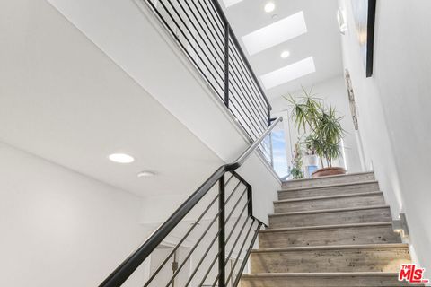 1878 Lucretia Avenue Los Angeles CA 90026