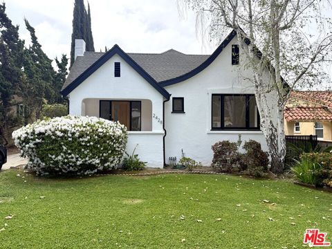2428 Hollister Terrace Glendale CA 91206