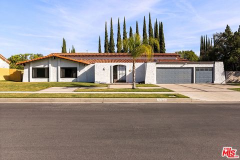 9724 Bothwell Road Northridge CA 91324