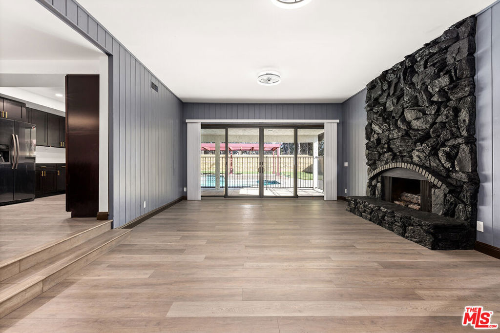 Properties 2 9724 Bothwell Road
