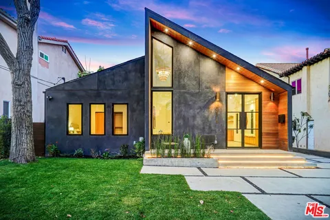 12315 Tiara Street, Valley Village, CA 91607 - MLS#: 25479543