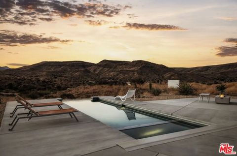 A home in Pioneertown