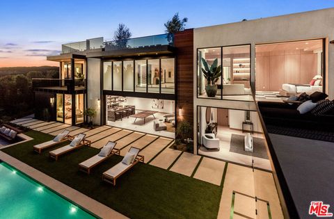 1600 Casale Road Pacific Palisades CA 90272