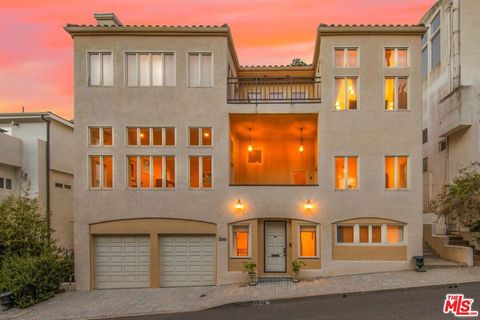 A home in Sherman Oaks