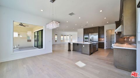 A home in Porter Ranch