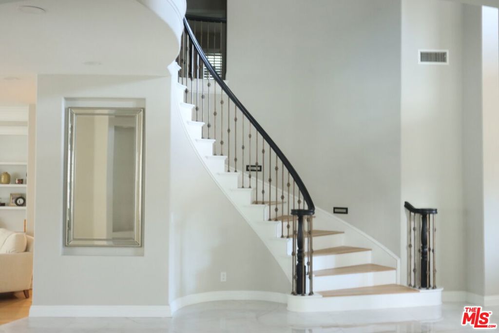 Properties 3 20163 Via Cellini