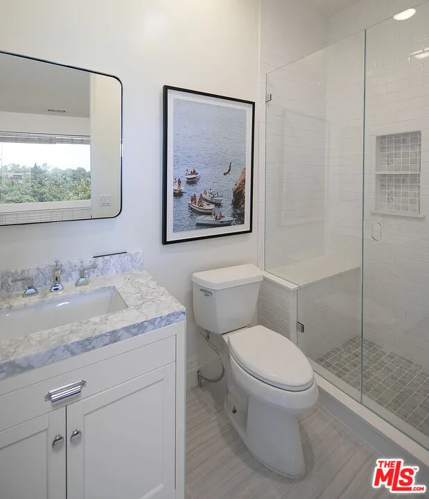 Santa Barbara, California 93103, United States, 3 Bedrooms Bedrooms, ,5 BathroomsBathrooms,Residential,Active,117902