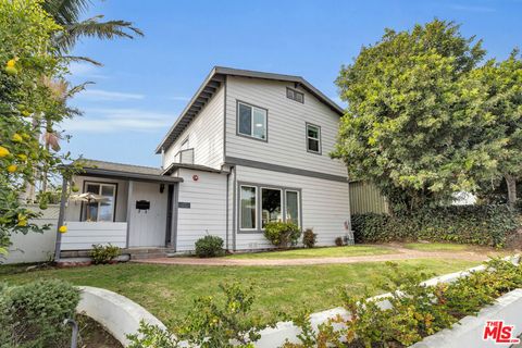 A home in Manhattan Beach