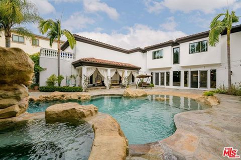 4705 Los Feliz Boulevard Los Angeles CA 90027