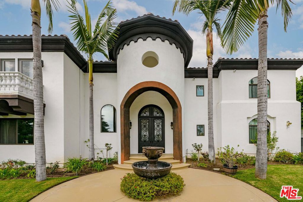 Properties 2 4705 Los Feliz Boulevard