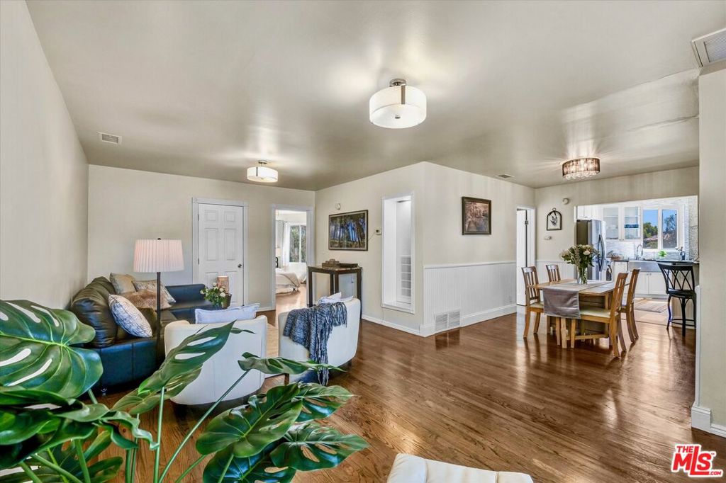 Properties 3 11670 W Sunset Boulevard 303